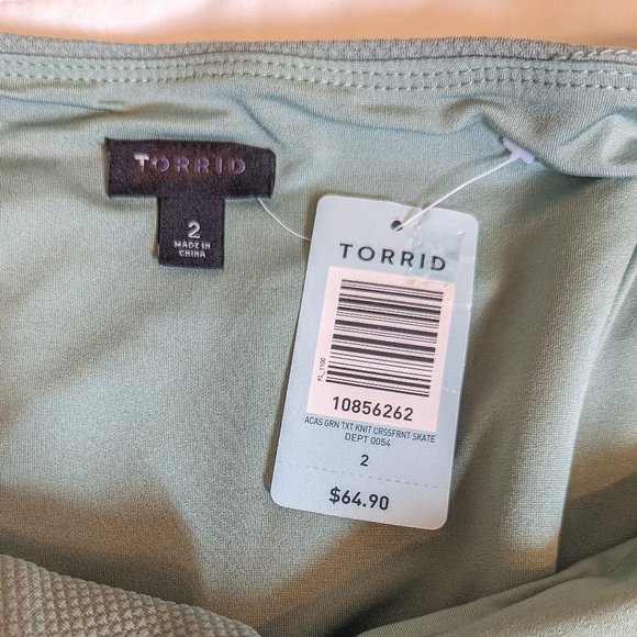 ~*NWT Torrid Sage Green Textured Crossfront Skater Dress - Size 2X - Picture 9 of 13